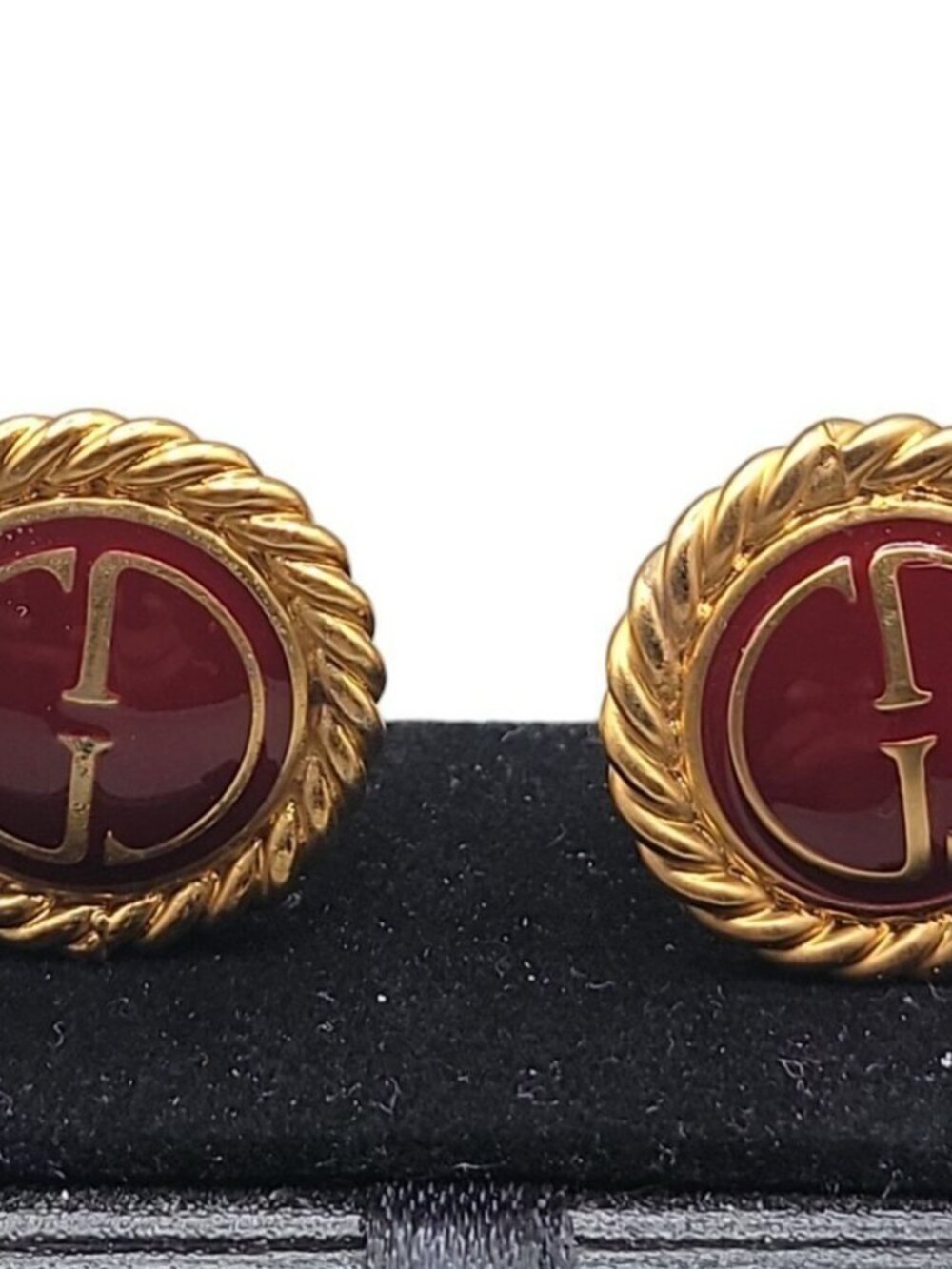 Vintage Gucci 1992 Red Enamel GG Logo Blazer Buttons Gold Plated Set of 2 Italy - Picture 4 of 15